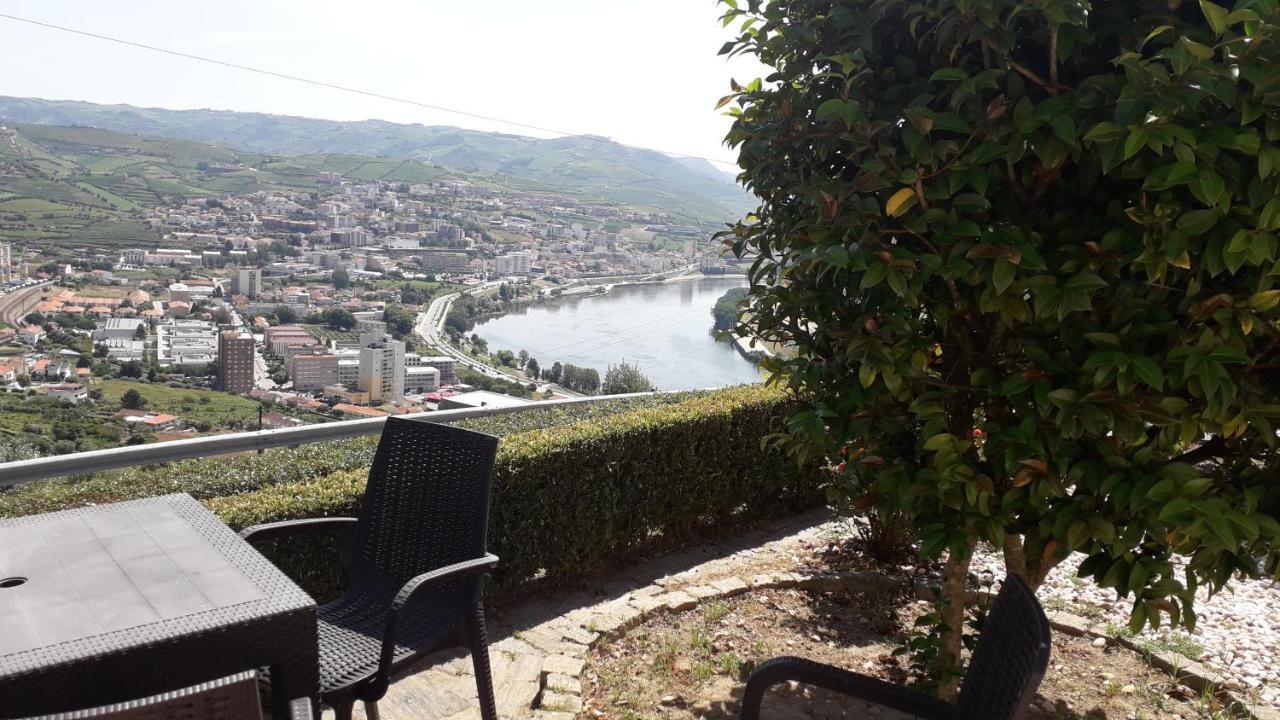 Mito'S House & Douro View Bed and Breakfast Peso da Régua Buitenkant foto