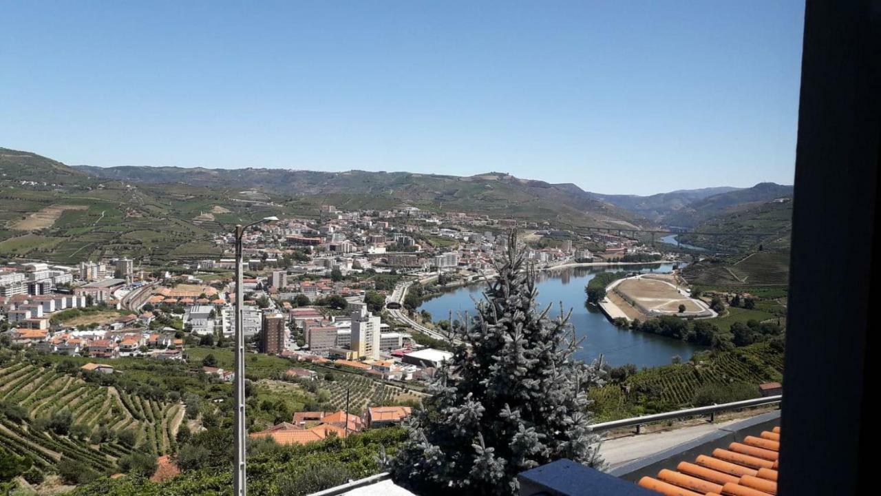Mito'S House & Douro View Bed and Breakfast Peso da Régua Buitenkant foto