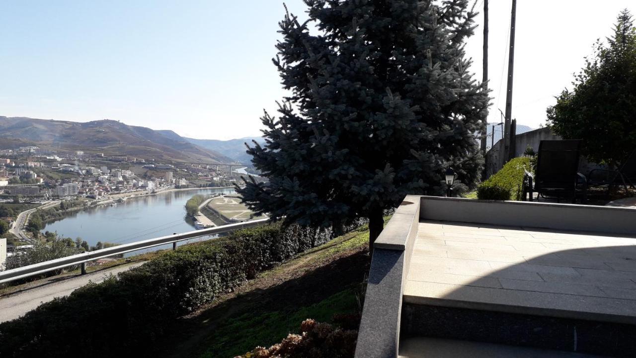 Mito'S House & Douro View Bed and Breakfast Peso da Régua Buitenkant foto